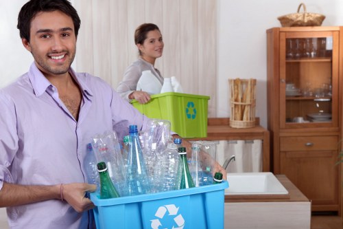 Efficient furniture removal during flat clearance